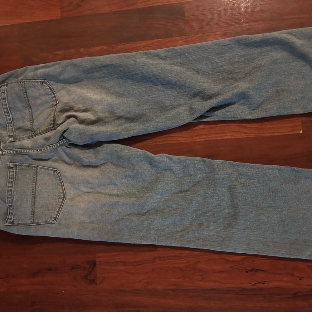 Tommy Bahama Men’s 32X30 Classic Fit Distressed Medium Wash Jeans - Picture 2 of 8